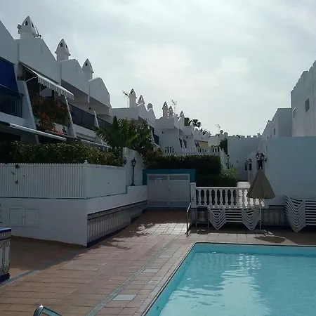 Сasa de vacaciones Pool View Yard Playa del Inglés